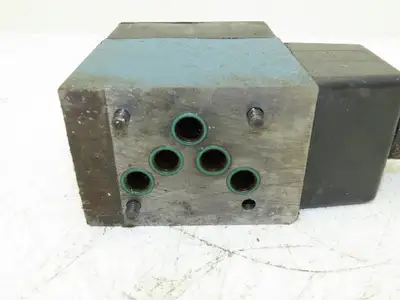 Bosch O81WV10P1V1012KA115/60 D51 Directional Control Solenoid Valve 115V
