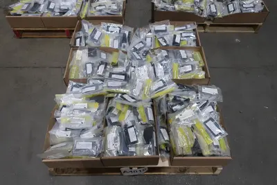 5 PALLETS OF ASSORTED SOURIAU PLUG KITS