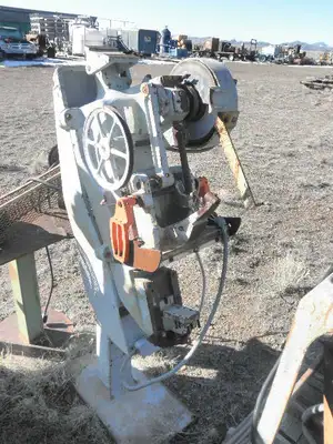 USED STAMPING MACHINE 25A