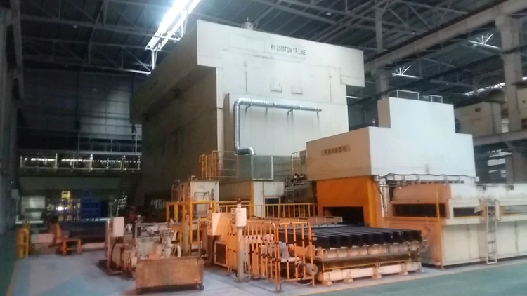 Used 1995 KOMATSU PRESSES KOMATSU K1 3500TON TR.LINE PRESS Straight Side Presses Michigan US | Alma Machinery #1056139
