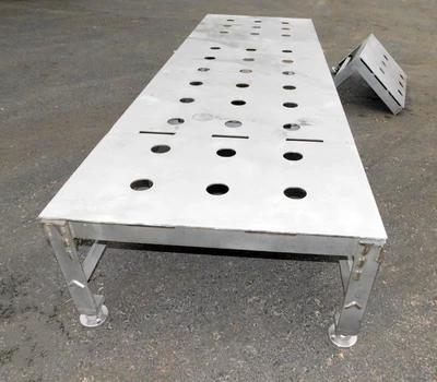 USED STAINLESS STEEL PLATFORM 40" X 128.5"