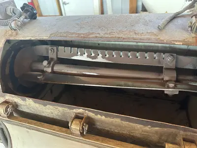 AZO E650 Screen Rotary | Perry Equipment (5)