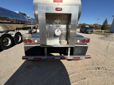Used 2011 WALKER MILK TANKER TRAILER Tanker Trailers Michigan US | Miedema Asset Management Group #1709508
