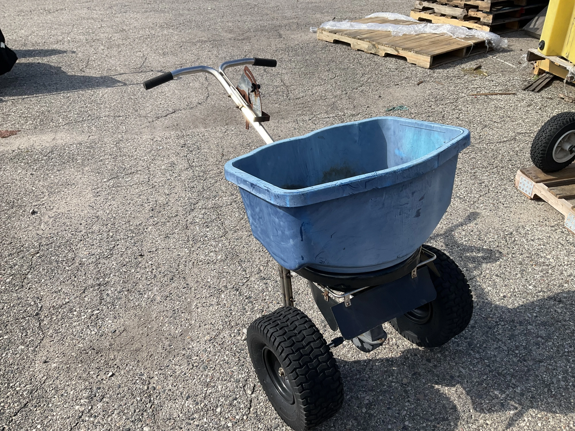 Used _UNKNOWN_ _UNKNOWN_ Broadcast Spreaders Michigan US | Miedema Asset Management Group #1475529