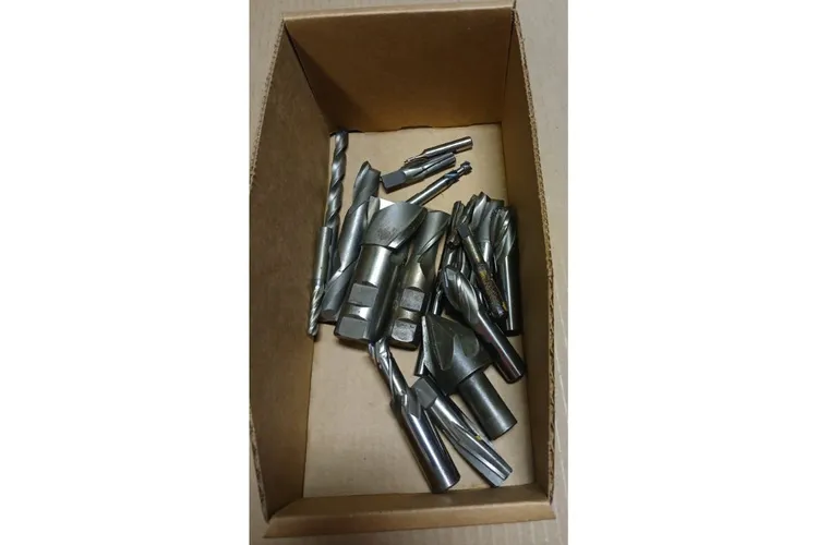 Used _UNKNOWN_ _UNKNOWN_ Other Cutting Tools Ohio US | Thompson Auctioneers #1547192