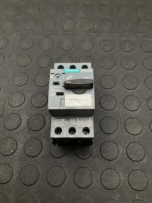 USED SIEMENS 3RV2011-1KA10