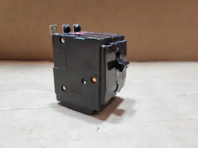 USED SQUARE D QOB320