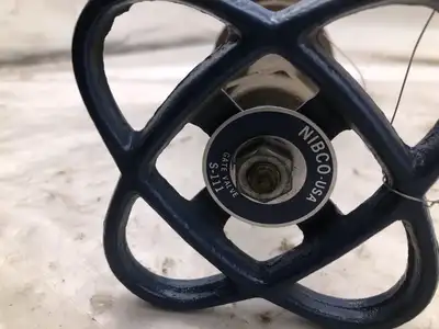 NIBCO S-111 2″ Manual Bronze Gate Valve 125SWP 200WOG