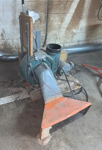 Used (2) SWEEP TYPE BLOWER/VACUUM Dust Collectors | Pruitt Machinery #716033