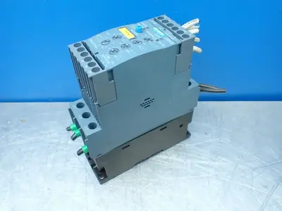 USED SIEMENS 3RW40271BB04