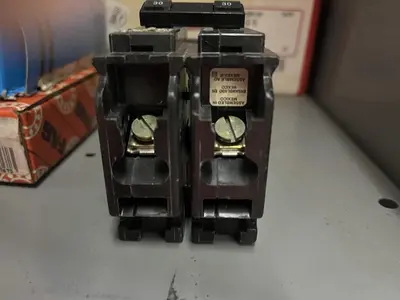 Used SQUARE D HOM230 Miscellaneous Equipment (Electrical & Power) | Surplus Asset Holdings #1199491