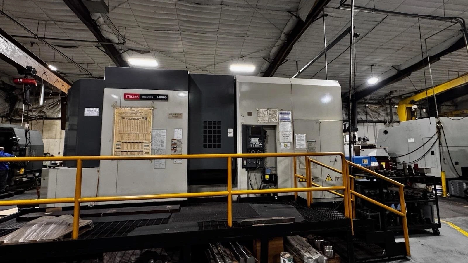 USED 2000 MAZAK FH-8800