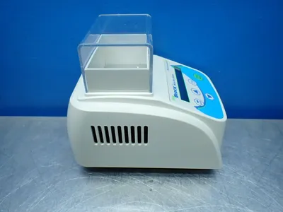 New | in-Stock BENCHMARK SCIENTIFIC BSH301 Baths / Circulators Ohio US | HGR 24 #755276