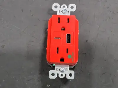 NEW PASS & SEYMOUR TR15HUSBACRED