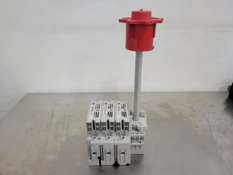 Used ALLEN-BRADLEY 194R-C30-1753 Switchgears British Columbia CA | Lenmark #241789