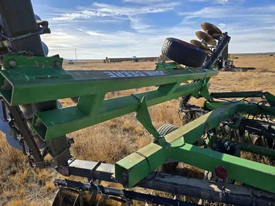 USED JOHN DEERE 650