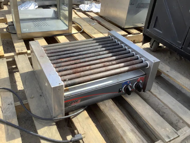 Used APW WYOTT HRS-31 Concession Equipment Michigan US | Miedema Asset Management Group #1183358
