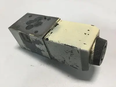 USED VICKERS DG4V-3S-22AL-M-U-H5-60