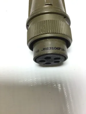 Bendix 18-11 – 0740 JMS3106F18-11S Aerospace Connector Receptacle Plug