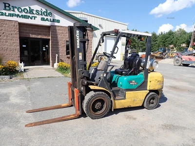 Used 2005 KOMATSU FG30HT-14 Internal Combustion Forklifts: Pneumatic Tire Massachusetts US | Brookside Equipment Sales #1422156