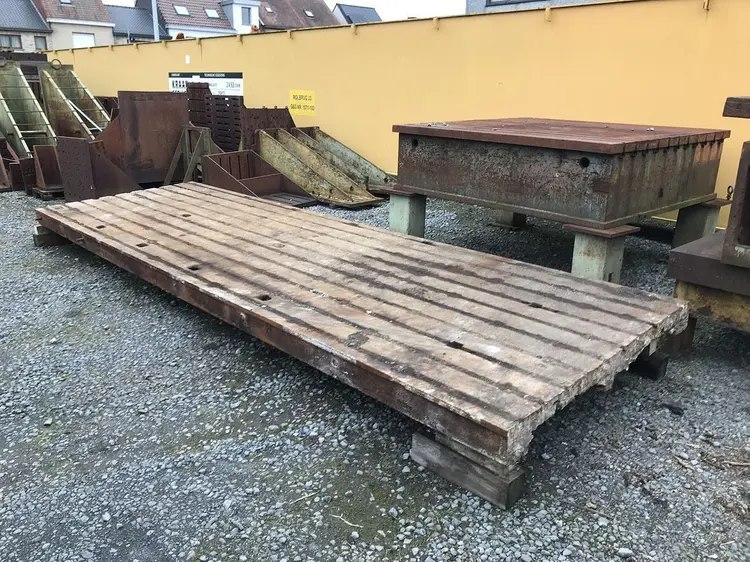 Used T-SLOT TABLE 6300 X 2000 X 210 MM Tables, Floor & Layout Plates BE | Apt International N.V #366435
