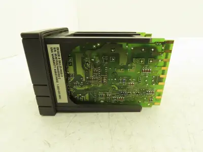 Honeywell DC300E-E-0A0-20-0000-0 UDC3000 Digital Temperature Controller
