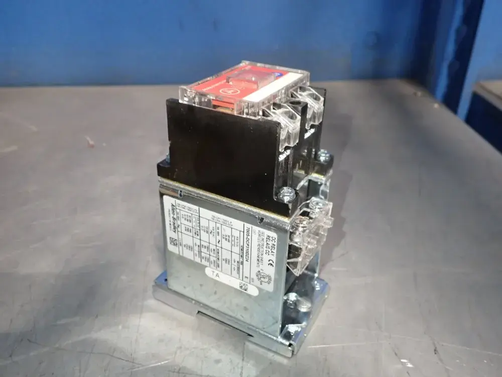 NEW ALLEN BRADLEY 700SDCP310DZ24