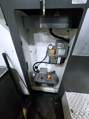 Used 2012 OKUMA MA-600HB-II Horizontal Machining Centers Illinois US | Machinery Marketing International #1147367