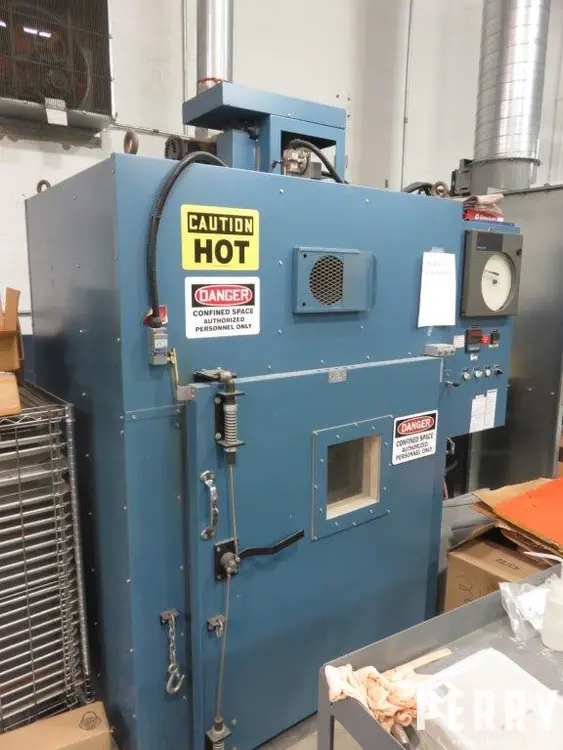 GRUENBERG 3' X 4' X 3' Ovens | Perry Equipment