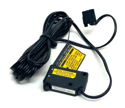 USED KEYENCE LONG DISTANCE AREA-TYPE REFLECTIVE LASER SENSOR