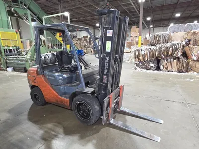 TOYOTA 8FGU30 Forklift Trucks | Levy Recovery Group (3)