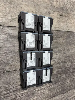 USED SIEMENS 3RT2016-2BB41