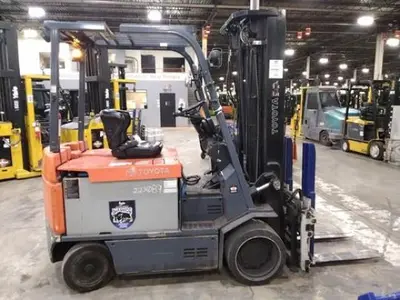 USED 2017 TOYOTA 7FBCU35