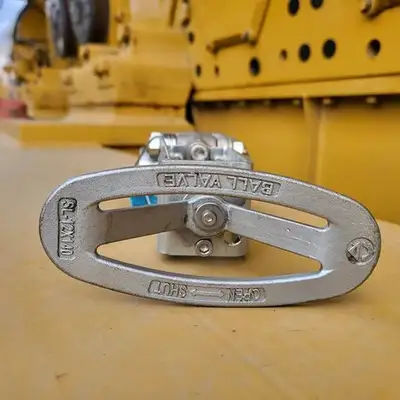 1" Class 800 Ball Valve API 608