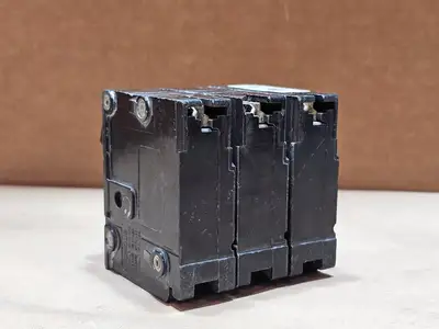 Used EATON BR3100 Switchgears British Columbia CA | Lenmark #1438400