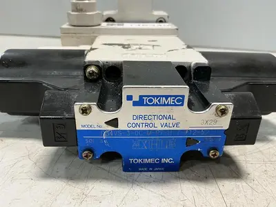 USED TOKIMEC DG4VS-3-0C-M-P7-H-7-P12-52
