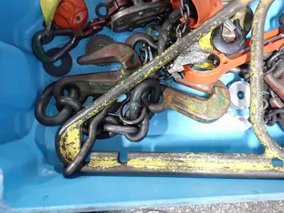 Hoists / Lifting Equipment
