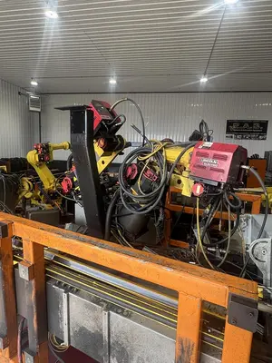 Used 2015 GENESIS/FANUC ARCMATE 100IC/12 Robots Michigan US | RAB Industries, Inc. #184587