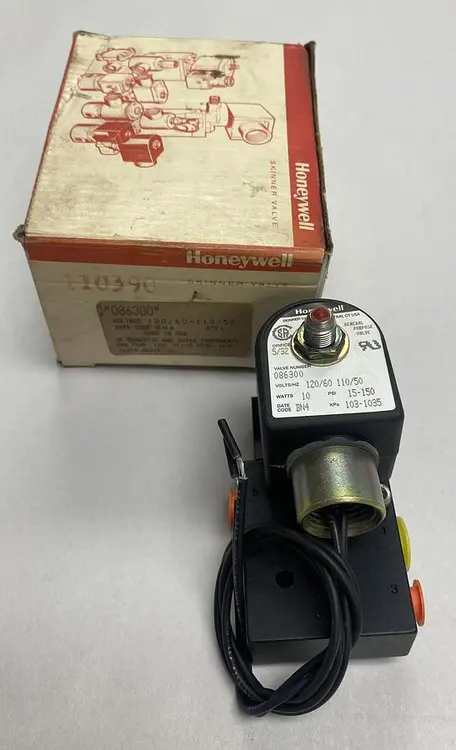 New | in-Stock HONEYWELL 086300 Solenoid Valves Ohio US | Surplus Asset Holdings #1234321