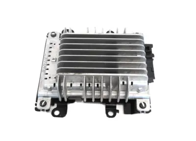 NEW BOSE 28060-ZM70A AMPLIFIER NISSAN 28060ZM70A