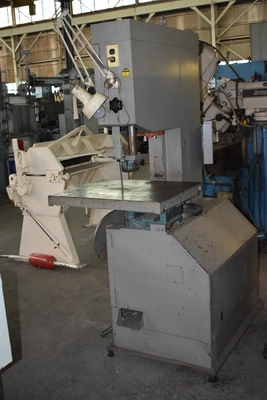 AMADA V400 Vertical Band Saws | Mohawk Machinery (2)