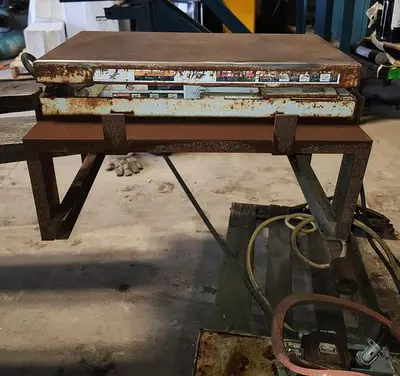 USED SOUTHWORTH 2000 LB