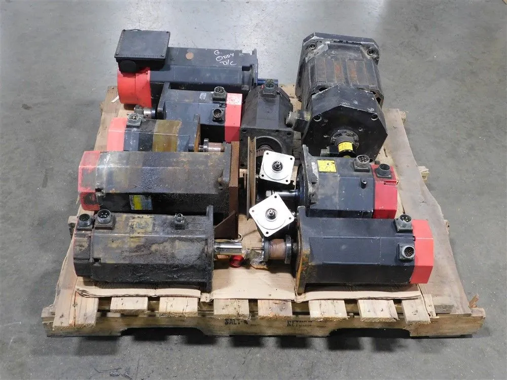 Lot of 11 Fanuc AC Servo Motors Missing Labels Damaged Connectors