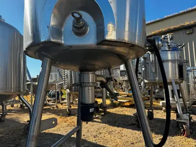 USED 2005 LEE INDUSTRIES 200L "DP"