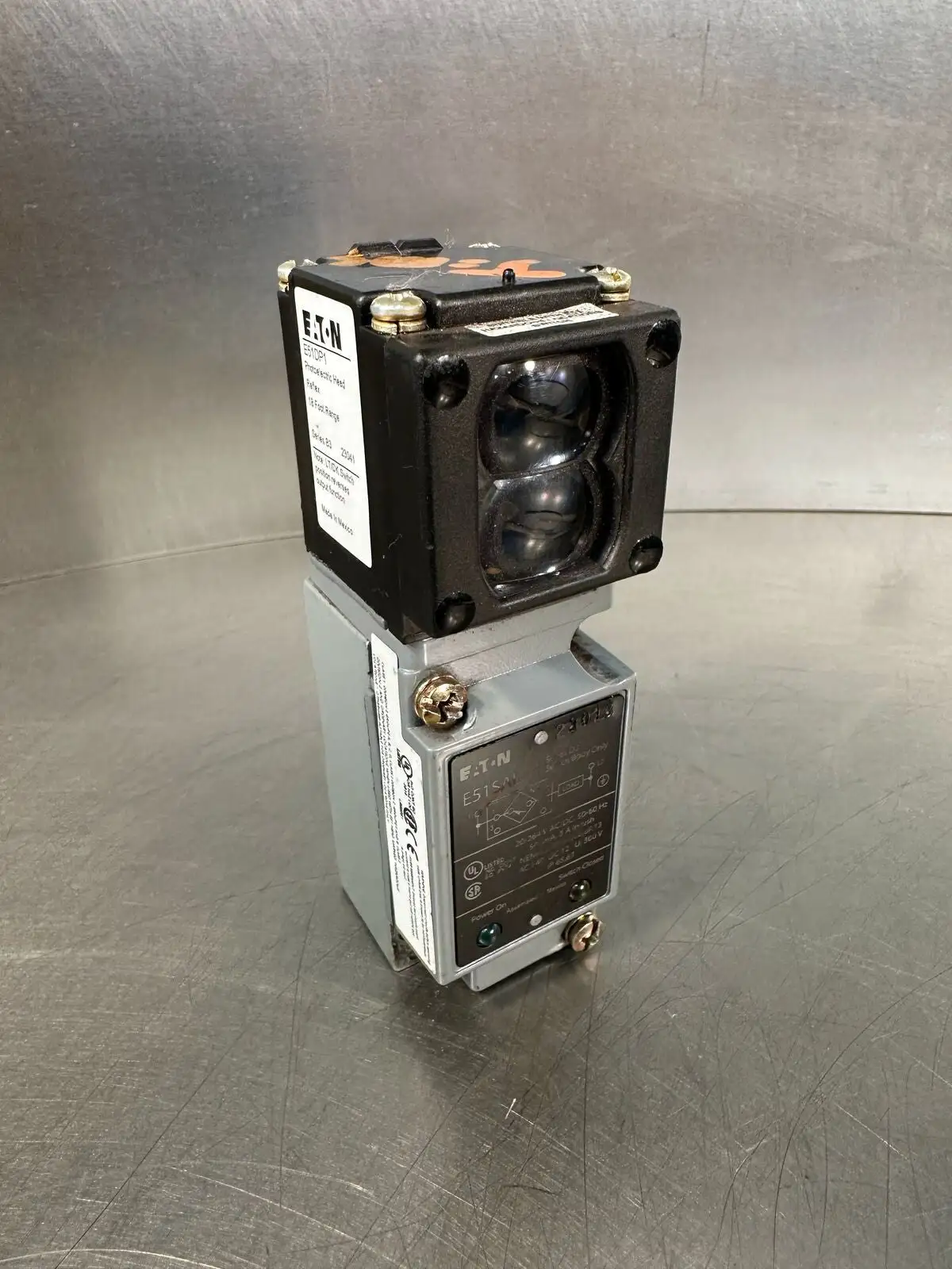 Eaton Photoelectric Sensor E51SAL Body, E51DP1 Head (3.5.3)