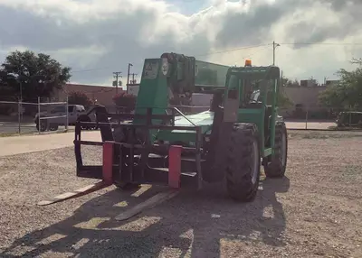 USED 2012 SKYTRAK 10054