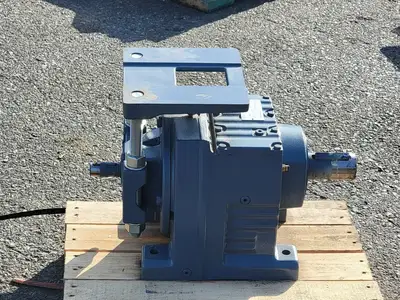 USED SEW-EURODRIVE R87 AD3/P