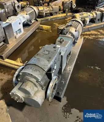 USED Waukesha 4" Waukesha Rotary Lobe Pump, S/S, 15 HP, Model 5070