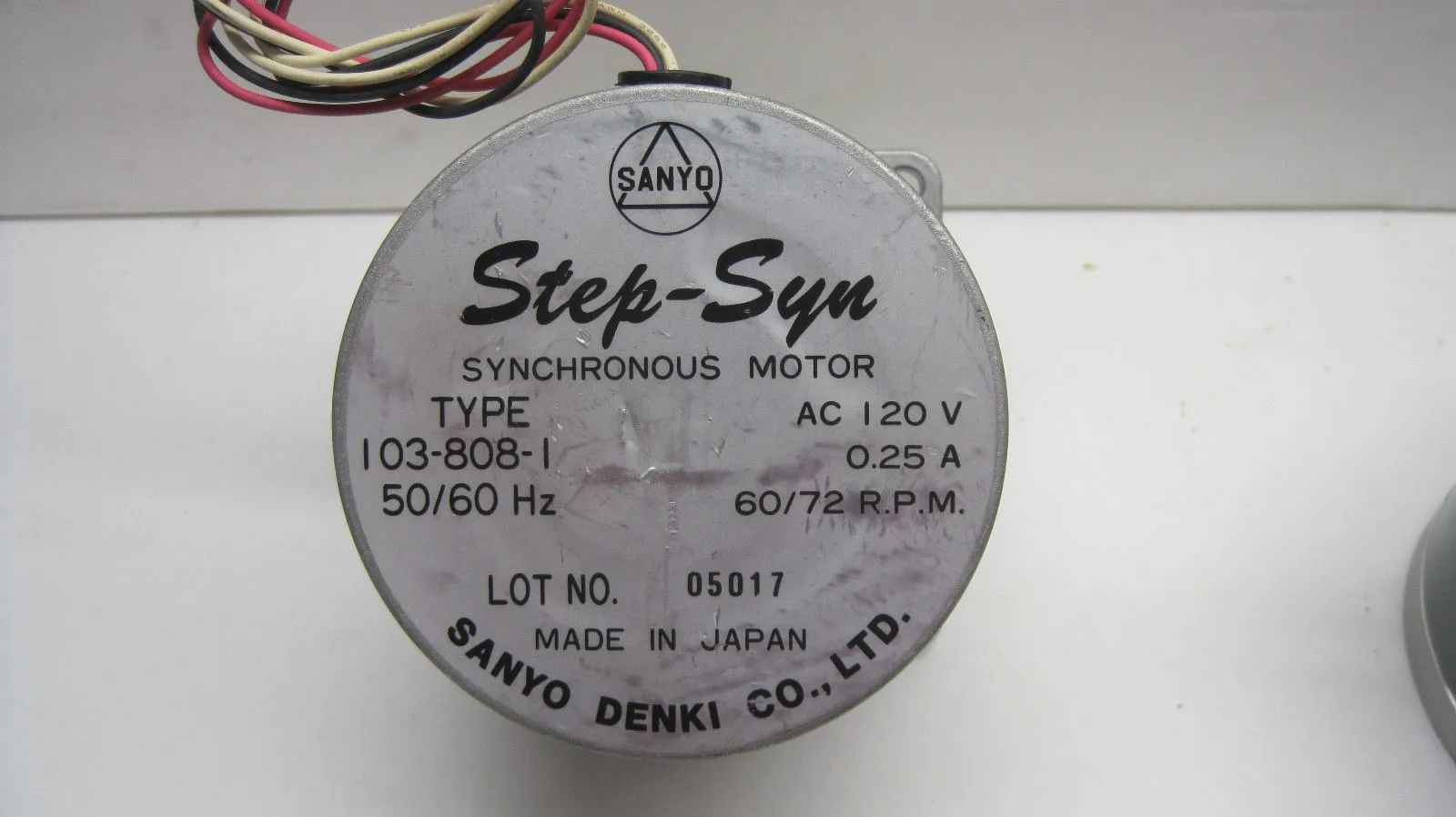 NEW SANYO DENKI 103-808-1 STEP-SYN SYNCHRONOUS MOTOR 1038081