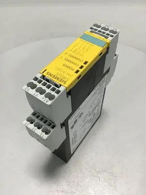 USED SIEMENS 3TK2821-2CB30